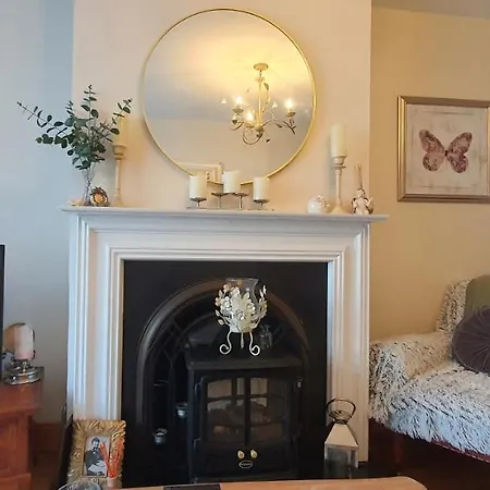 124 ,castlelawn Heights, Headford Road Homestay * Galway