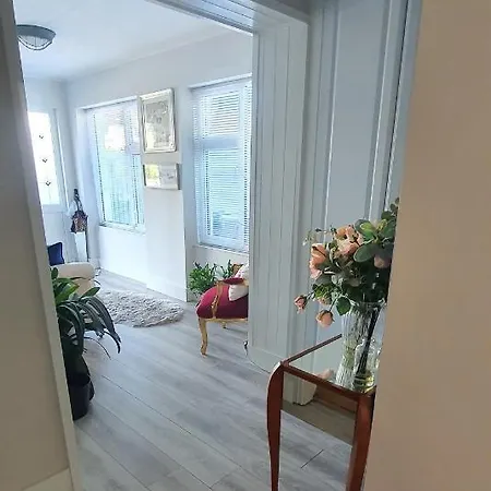 124 ,castlelawn Heights, Headford Road Homestay Galway