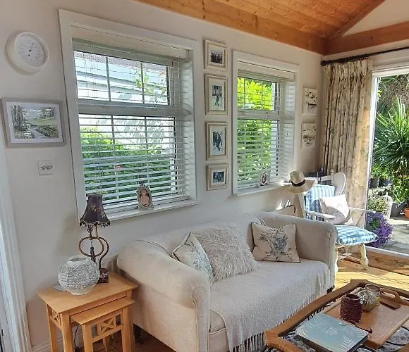 Ubytování v soukromí 124 ,castlelawn Heights, Headford Road Homestay *