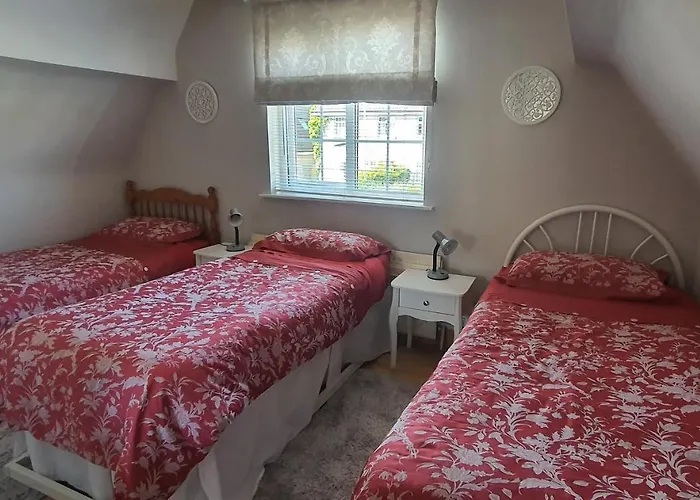 124 ,castlelawn Heights, Headford Road Homestay * Galway